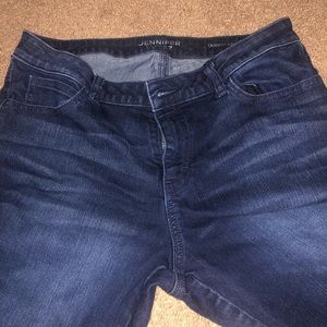 Jennifer Lopez Skinny Ankle cropped jeans